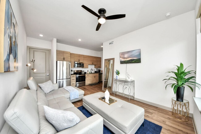 Photo - 1111 Shepherd Dr Unit SI FL4-ID1627764P