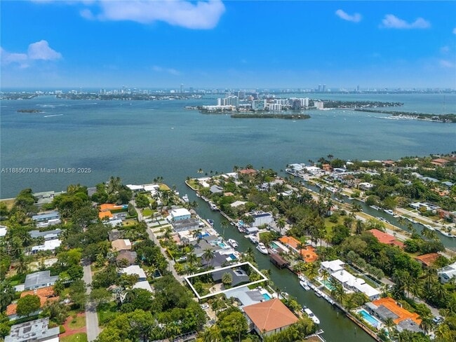 Photo - 1160 NE 91st St