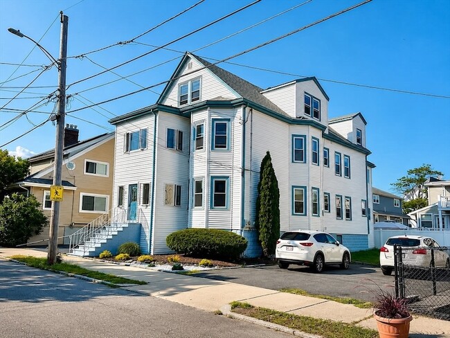 Building Photo - 58 Bickford Ave Unit 1