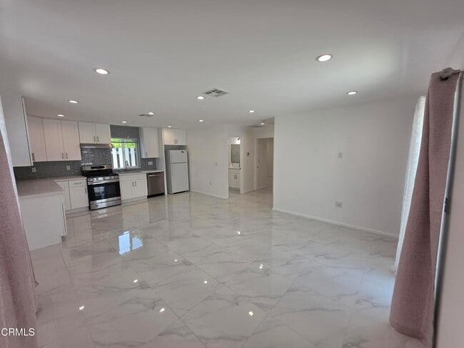 Photo - 10926 Woodward Ave
