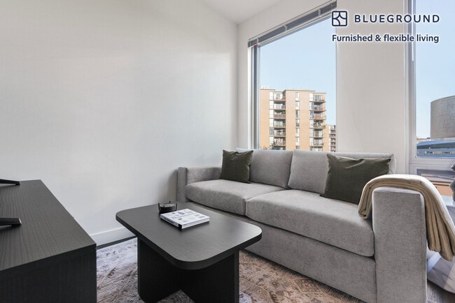 Building Photo - 900 7th St SW Unit FL4-ID1181