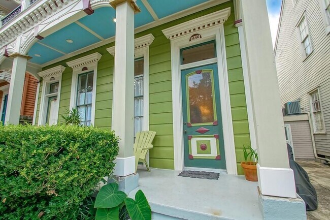 Photo - 446 St Mary St Unit 1