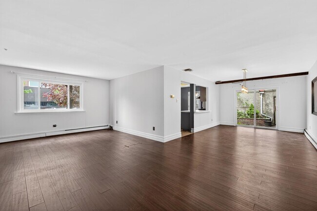 Photo - 1001 New York Ave