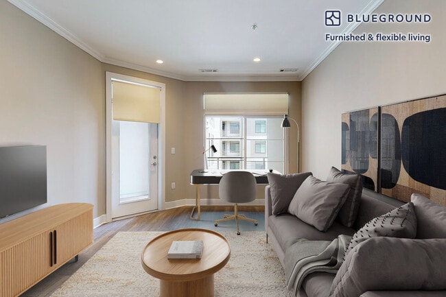 Building Photo - 240 E Shore Rd Unit FL4-ID1172A