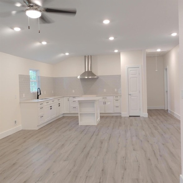 Photo - 928 E Cameron Ave