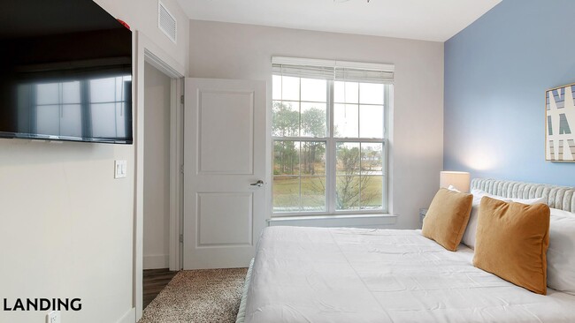 Photo - 5885 Lakehurst Dr Unit 2421