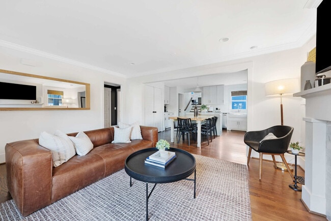 Photo - 1701 Neal Terrace Unit ID1043929P