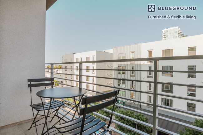 Photo - 201 The Promenade N Unit SI FL5-ID1258