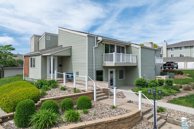 Leasing Office - Winding Hills Apartments