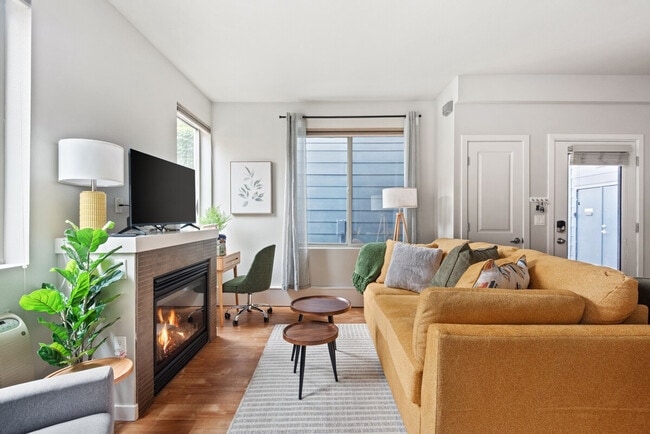 Building Photo - 1607 NW Davis St Unit SI ID1471541P