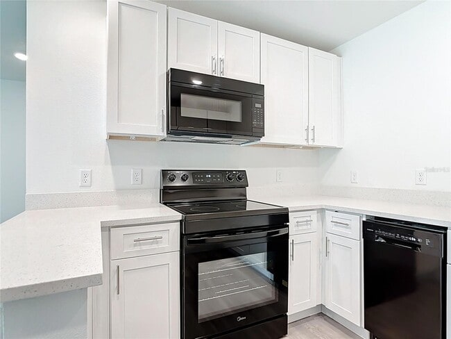 Photo - 3067 Quarter St