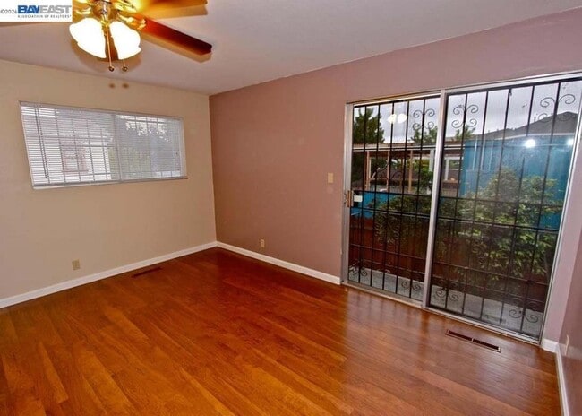 Photo - 6909 MacArthur Blvd