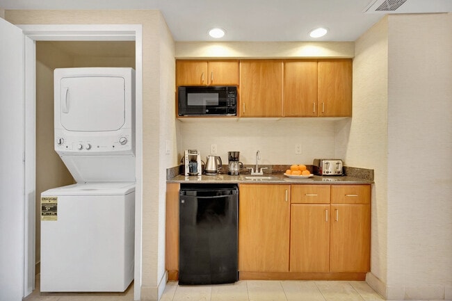 Photo - 18001 Collins Ave Unit SI ID1227322P