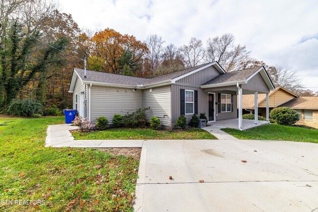 Photo - 112 Bennett Ln