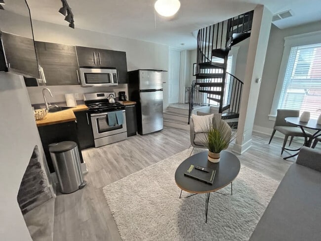 Photo - 216 E Liberty St Unit ID1056066P