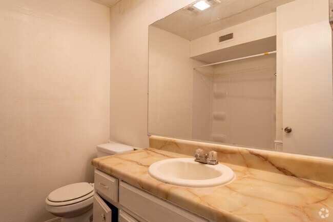 Photo - Sandpiper Apartments