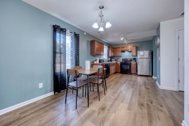 Photo - 765 Compass Trl Unit ID1043484P