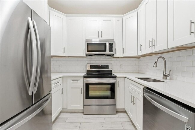Photo - 318 54th St Unit 1B