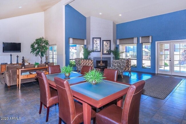 Photo - 1522 E Southern Ave