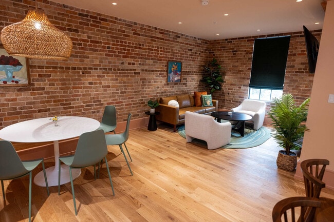 Photo - 1620 Martin Luther King Jr Blvd Unit ID1225777P