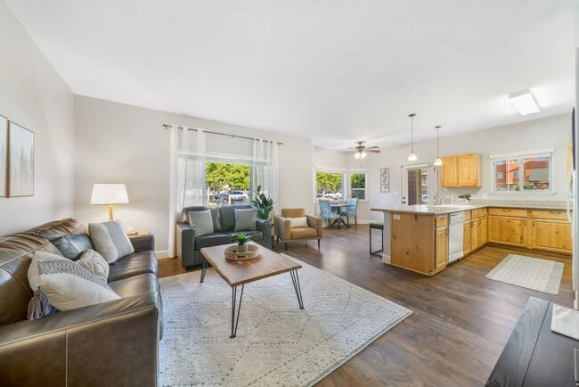 Building Photo - 6601 N Spurwing Loop Unit SI ID1542941P