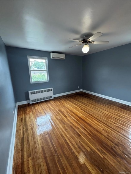 Photo - 153-32 77th Ave