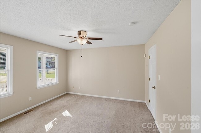 Photo - 319 Deep Forest Ct