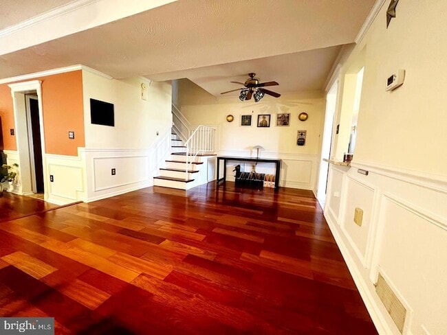 Photo - 323 N 41st St