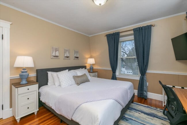 Photo - 46-48 Russell Street-SI ID1328028P Unit SI ID1328028P
