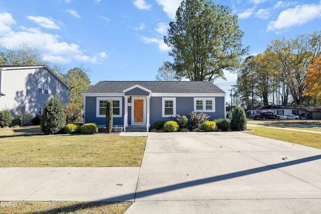 Photo - 209 S Walnut St