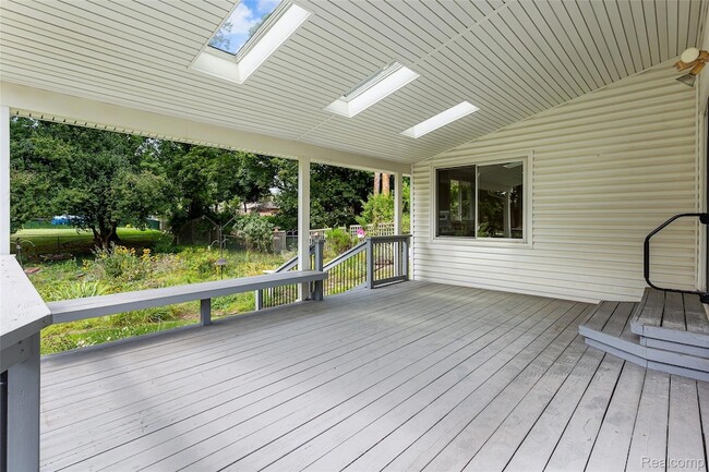Photo - 6552 Orion Rd