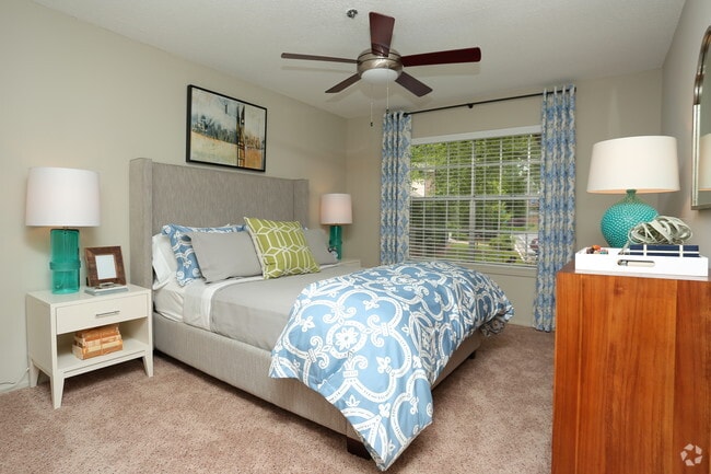 1050Sqft-The Cambridge - Valera Windward