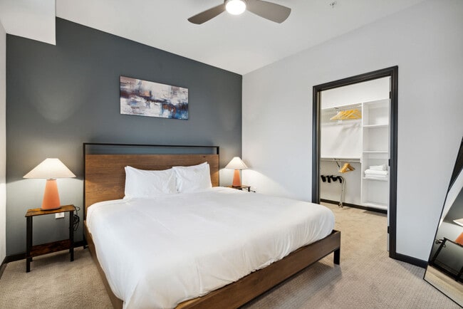 Photo - 423 E Michigan St Unit SI ID1032093P