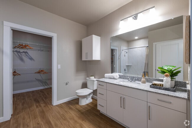 FIRST BATHROOM - Prose KTX