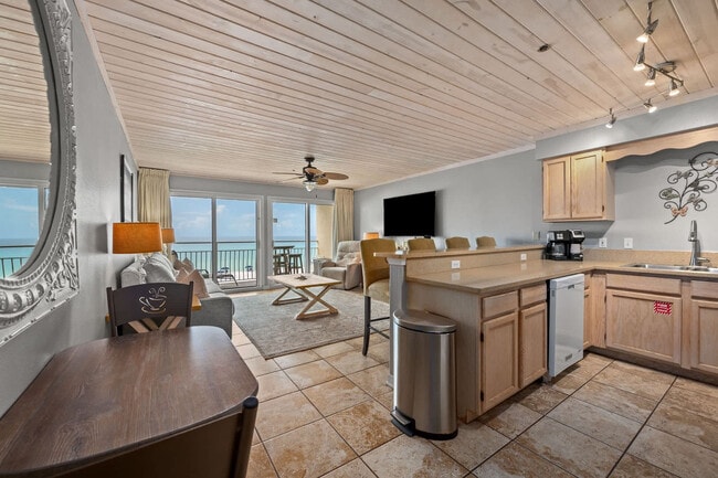 Photo - 3290 Scenic Hwy 98 Unit ID1285902P