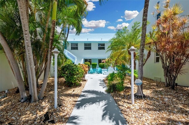 Photo - 3015 Seville St Unit 5