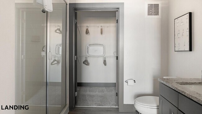 Photo - 551 Crossroads Pkwy Unit 8312