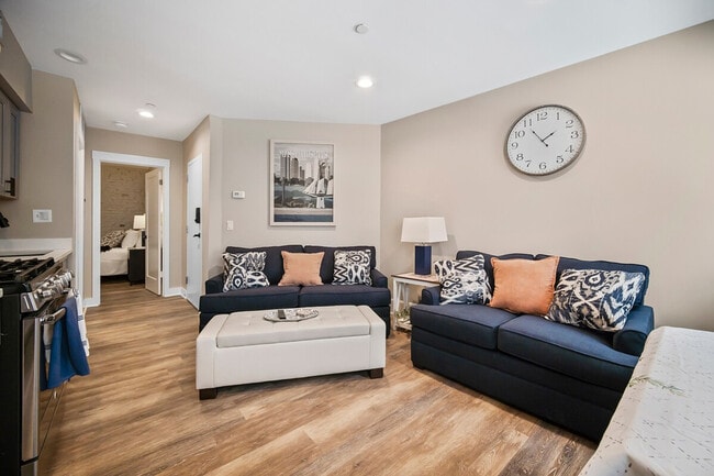 Photo - 472 Commercial St Unit SI ID1364253P