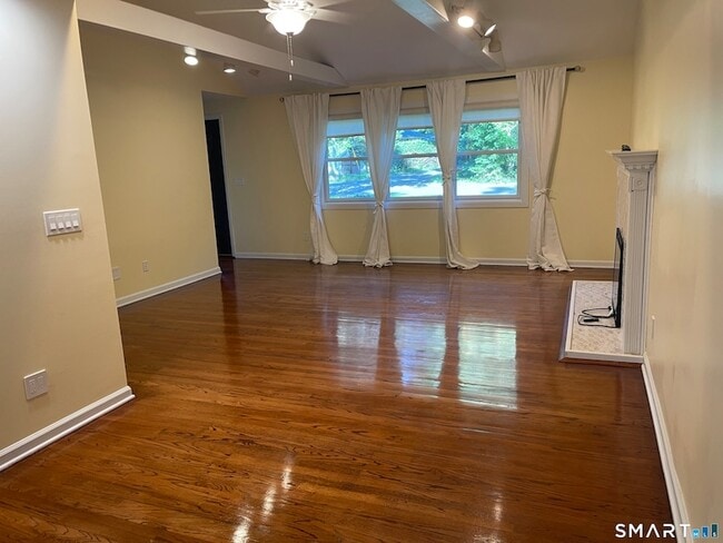 Photo - 277 Drummond Rd