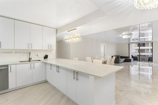 Photo - 2500 Parkview Dr Unit 1714
