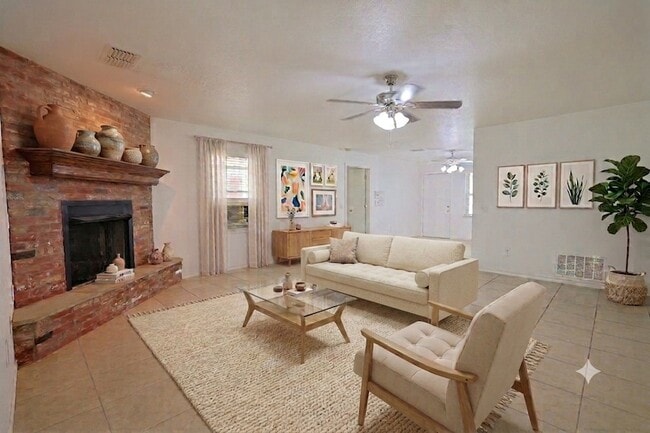 Photo - 2550 W Lucas Rd