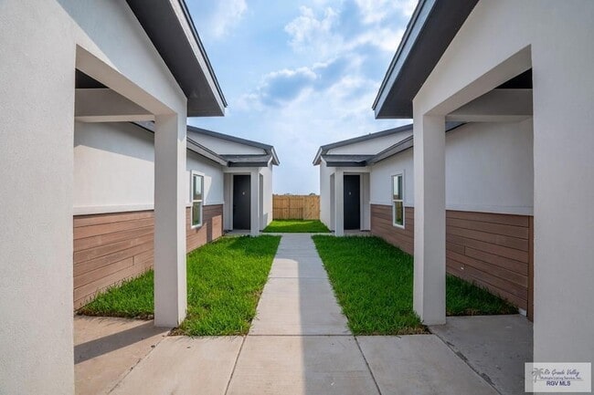 Photo - 3604 Hidalgo Cir