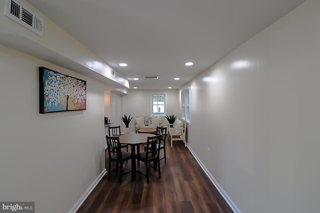 Photo - 427 Highland Ave