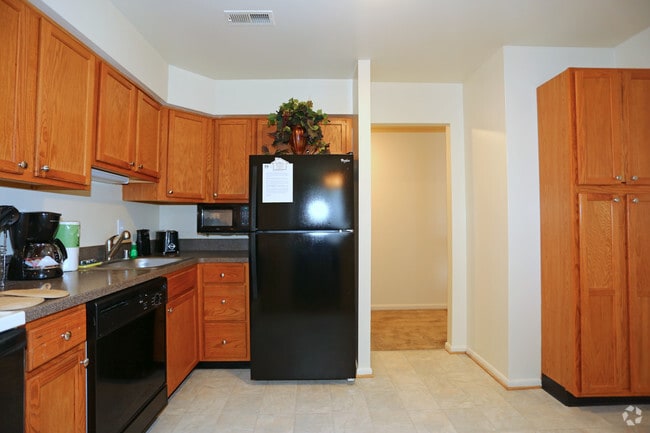 Kitchen - Chatham Gardens