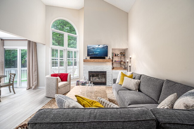 Building Photo - 206 Kirkwood Dr Unit SI ID1020748P