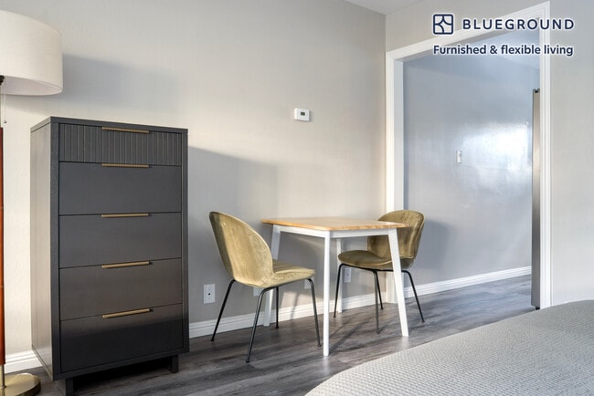 Photo - 710 Laurel Ave Unit FL2-ID1148