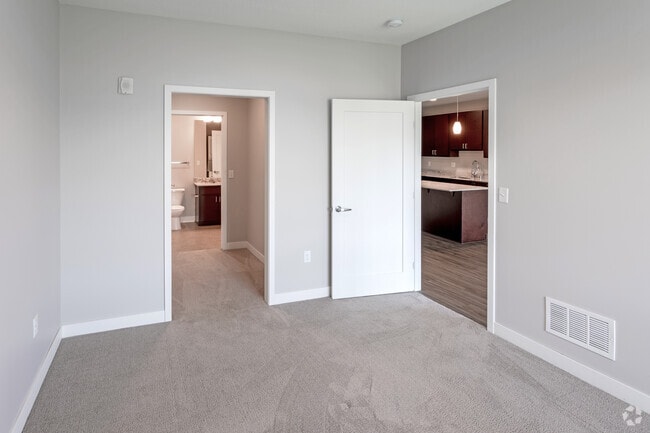 2BR, 2BA - D - The Liberty Apartments and Townhomes