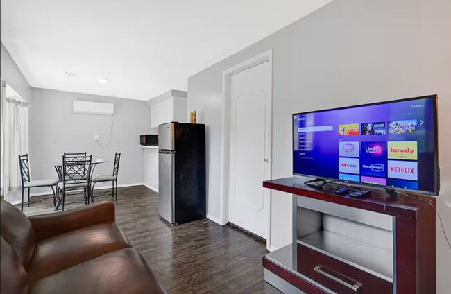 Photo - 8218 Concho St Unit SI FL1-ID1604764P