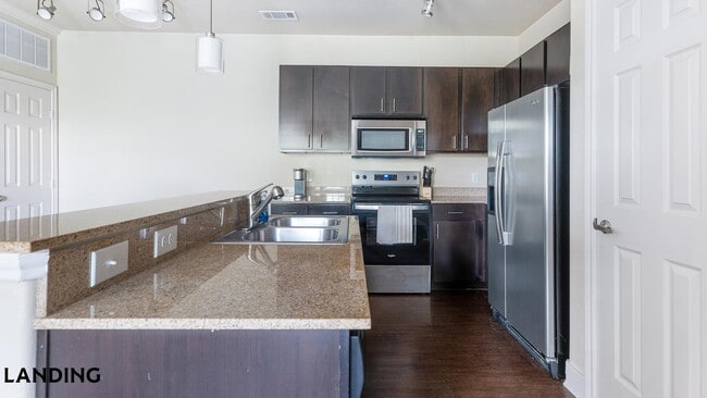 Photo - 7500 I-35 Unit 546