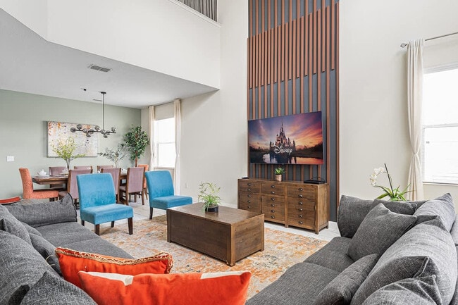 Building Photo - 4702 Sleepy Hollow Dr Unit ID1280953P